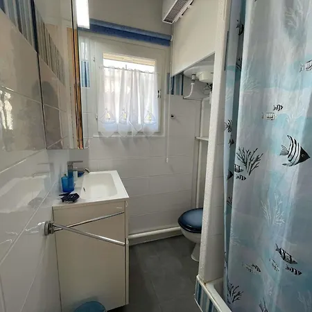 **charmante T3 Climatisée à 200m De La Avec Parking Privatif - Narbonne-plage** - Fr-1-795-46 *