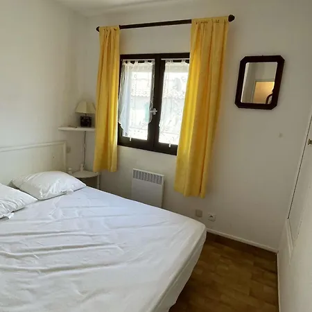 **charmante T3 Climatisée à 200m De La Avec Parking Privatif - Narbonne-plage** - Fr-1-795-46 Villa Narbona