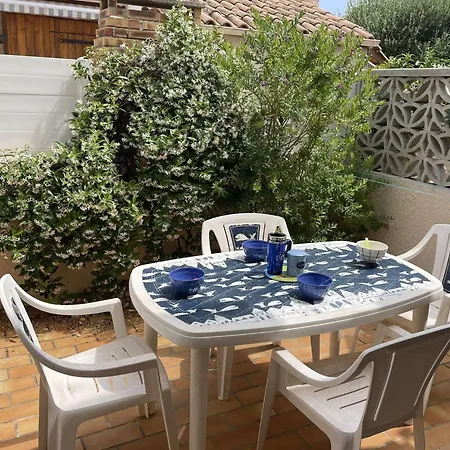 **charmante T3 Climatisée à 200m De La Avec Parking Privatif - Narbonne-plage** - Fr-1-795-46 Villa Narbona