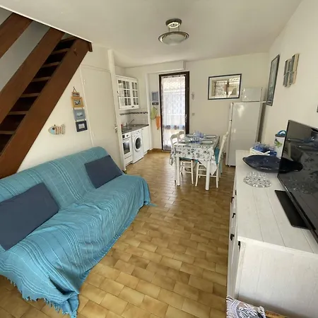 Vila **charmante T3 Climatisee A 200m De La Avec Parking Privatif - Narbonne-plage** - Fr-1-795-46 Narbonne