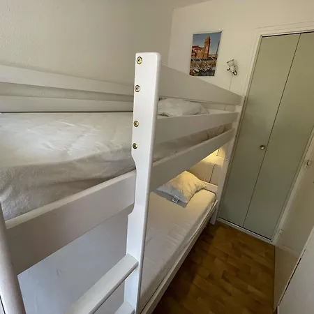 Villa **charmante T3 Climatisee A 200m De La Avec Parking Privatif - Narbonne-plage** - Fr-1-795-46 *